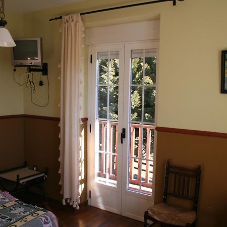 Pensjonat La Casona De Collado Hoyos del Collado Zewnętrze zdjęcie