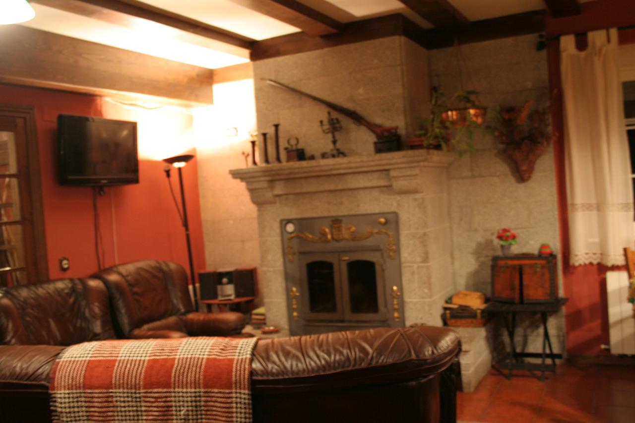 Pensjonat La Casona De Collado Hoyos del Collado Zewnętrze zdjęcie