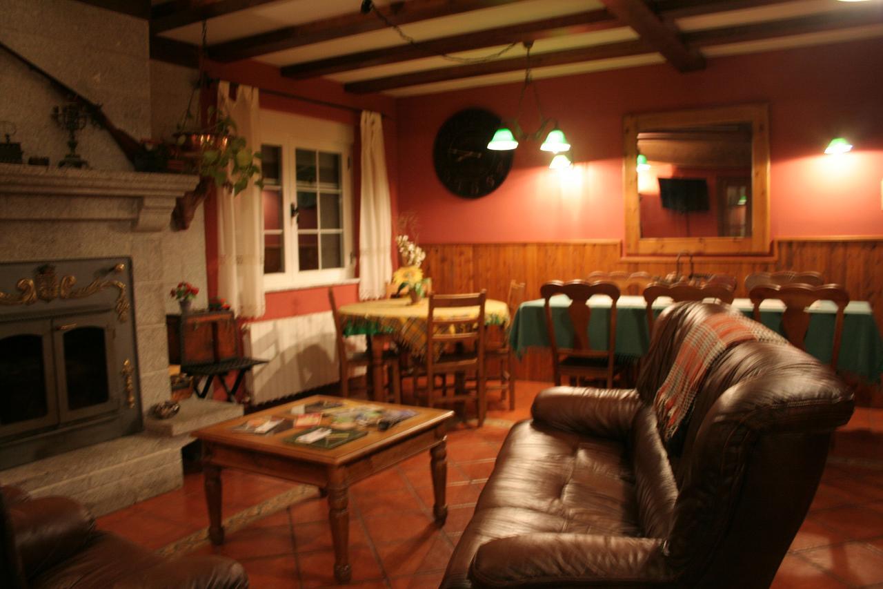 Pensjonat La Casona De Collado Hoyos del Collado Zewnętrze zdjęcie